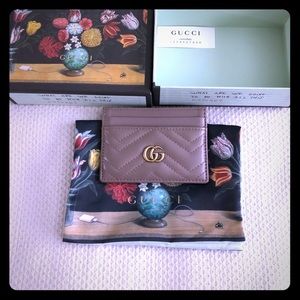 Gucci Marmont Card Case in Dusty Pink